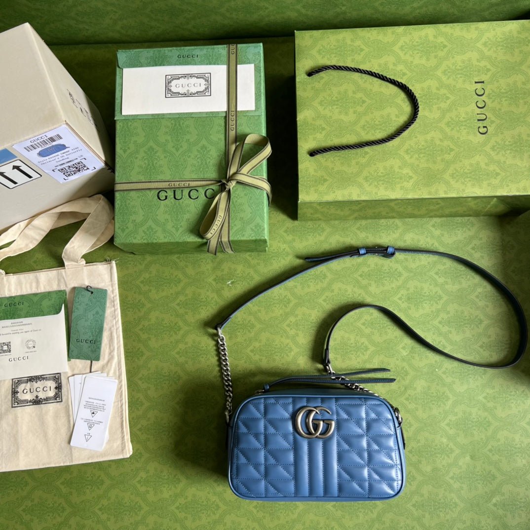 Bolso de hombro GG Marmont de piel matelassé GUCCI