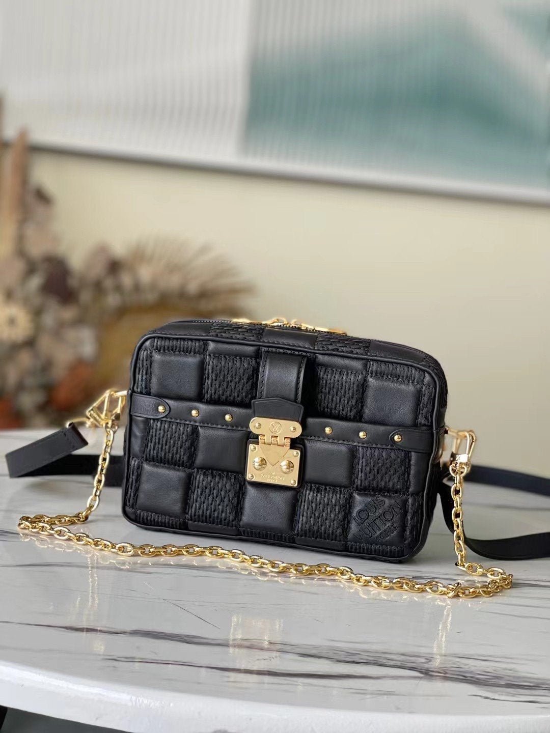BOLSO POCHETTE TROCA LOUIS VUITTON