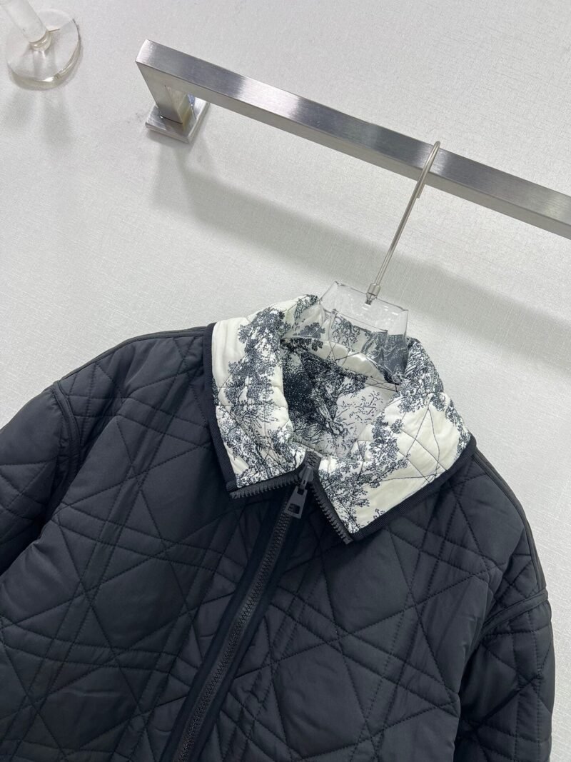 Chaquetan reversible con cremallera y capucha - Imagen 7