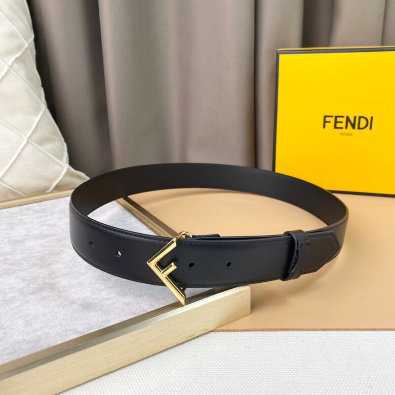 Cinturón F FENDI