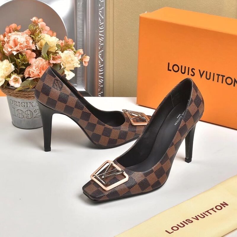 ZAPATO DE SALÓN MADELEINE Louis Vuitton - Imagen 33