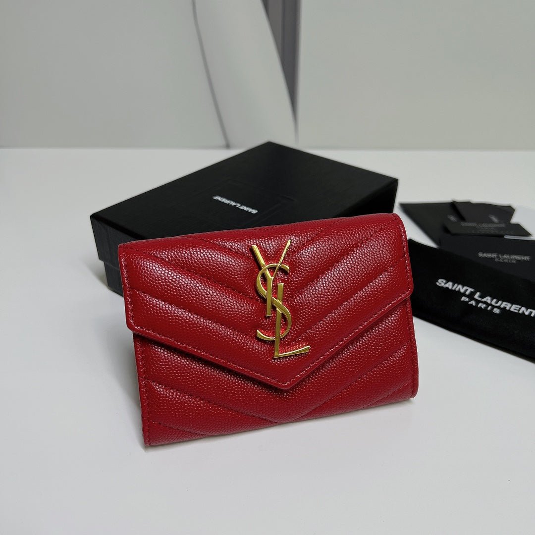 Tarjetero con solapa Cassandre Matelassé YSL