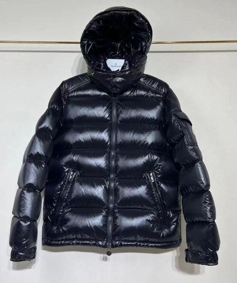 MONCLER Plumífero corto Maire