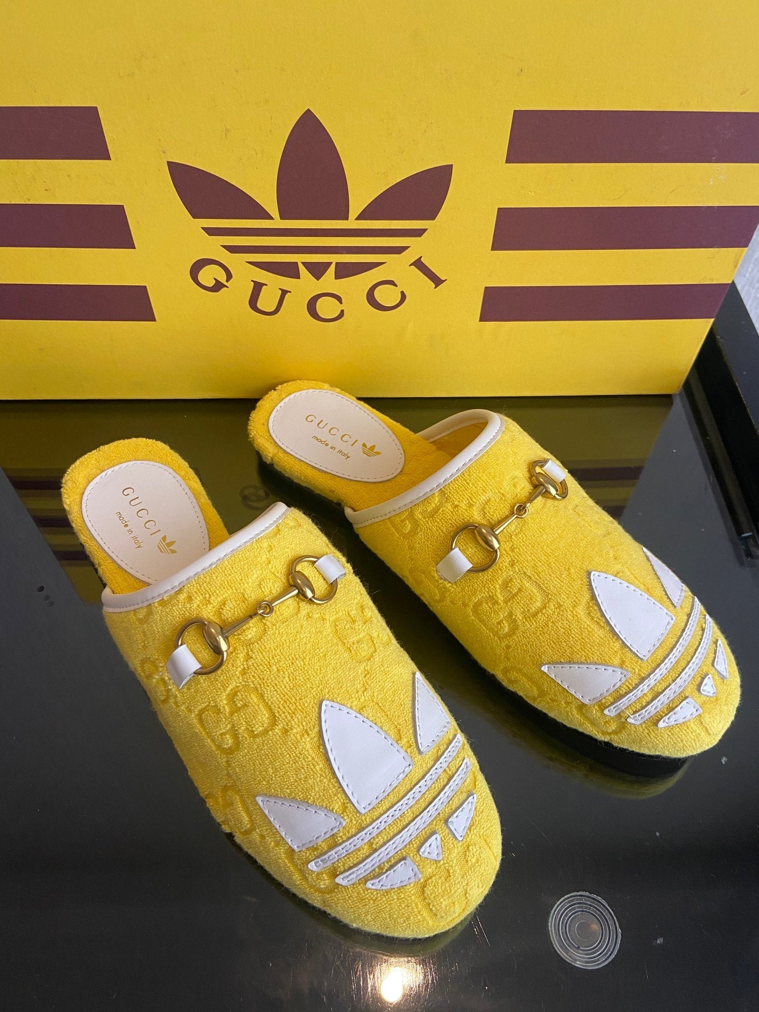 Chancla Adidas x Gucci
