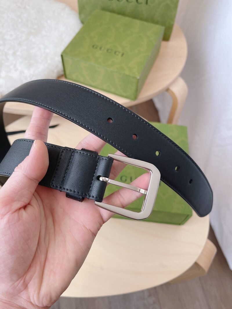 Cinturón con hebilla cuarada y GG Gucci - Imagen 6