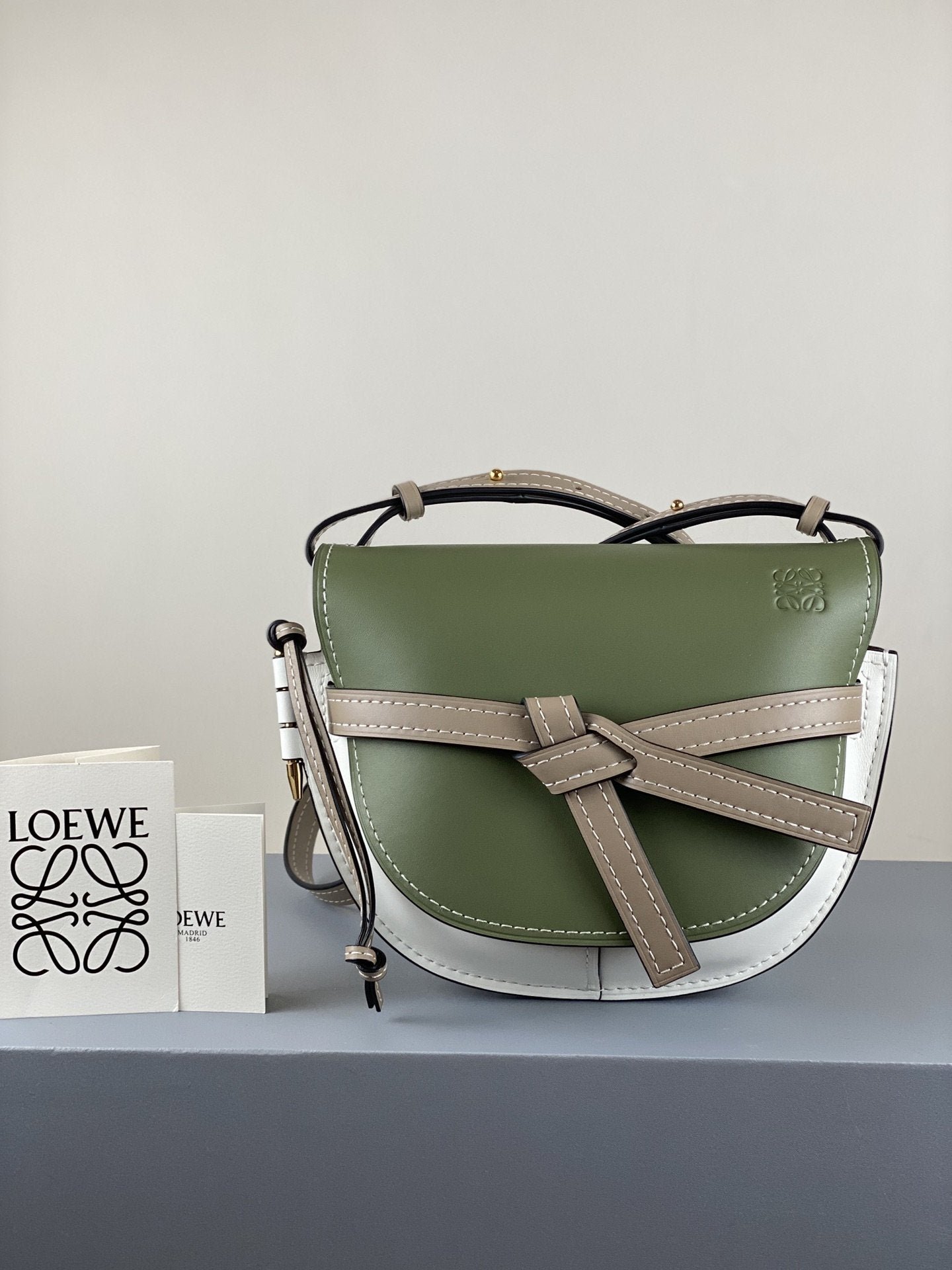 Bolso Pequeño Gate LOEWE