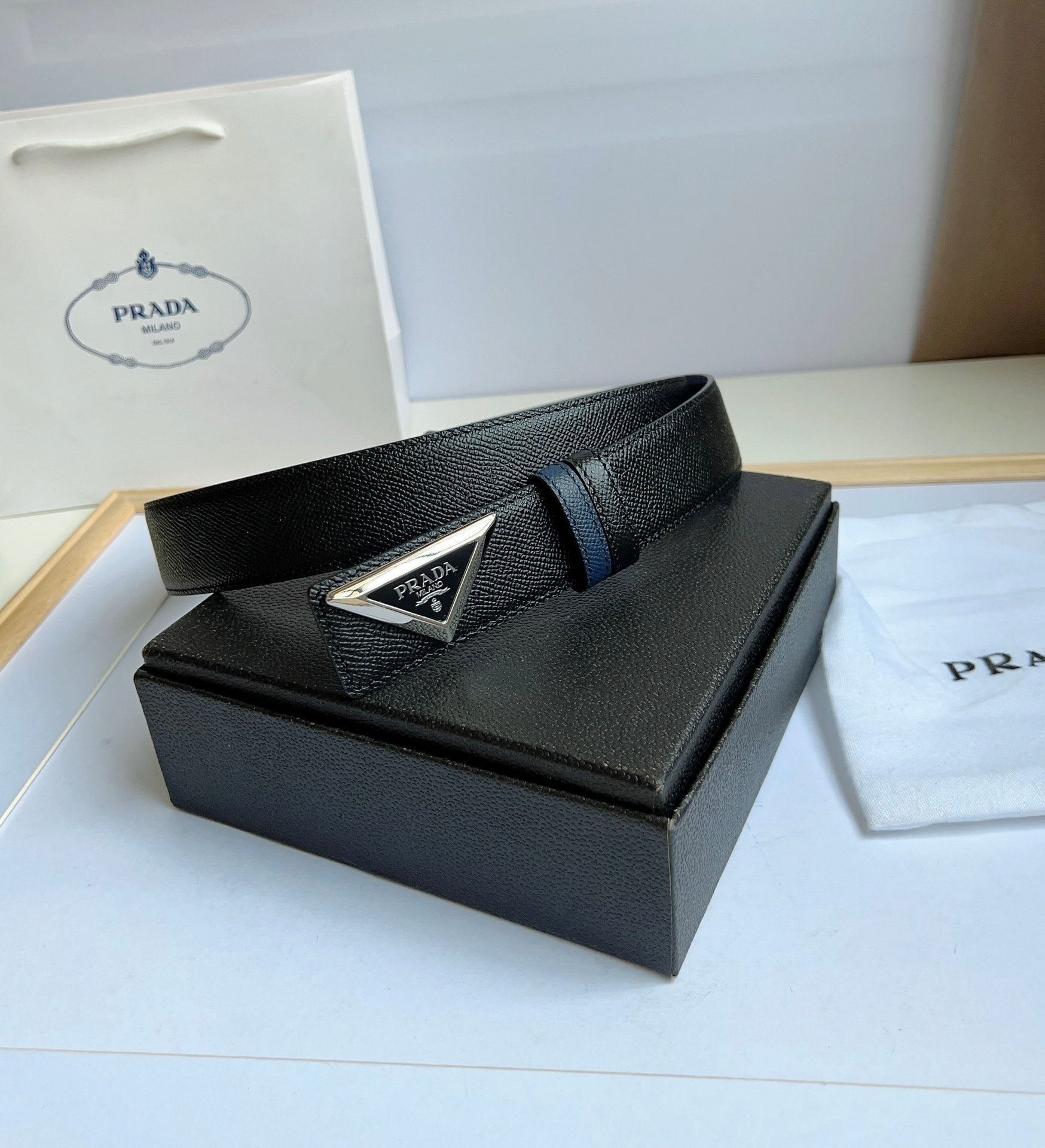 Cinturón Saffiano Reversible PRADA