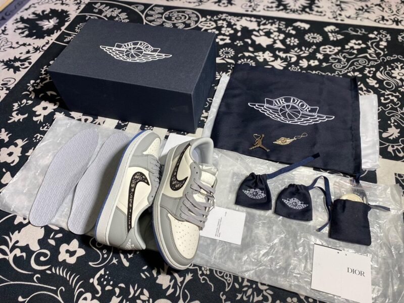Zapatillas Air Jordan 1 Low x Dior - Imagen 3