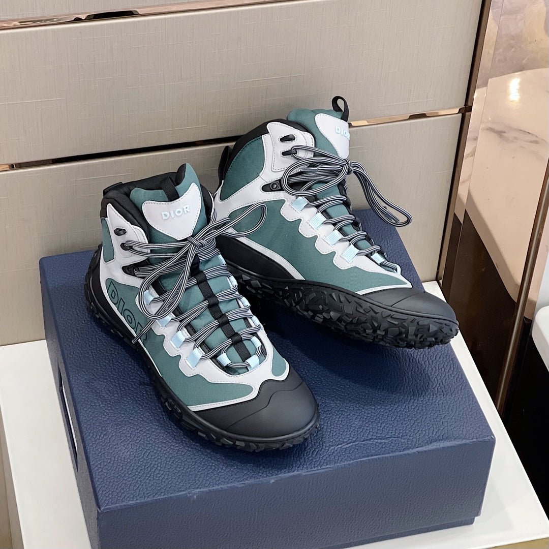 Sneaker caña alta DIOR