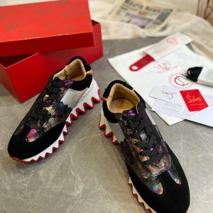 Loubishark CHRISTIAN LOUBOUTIN