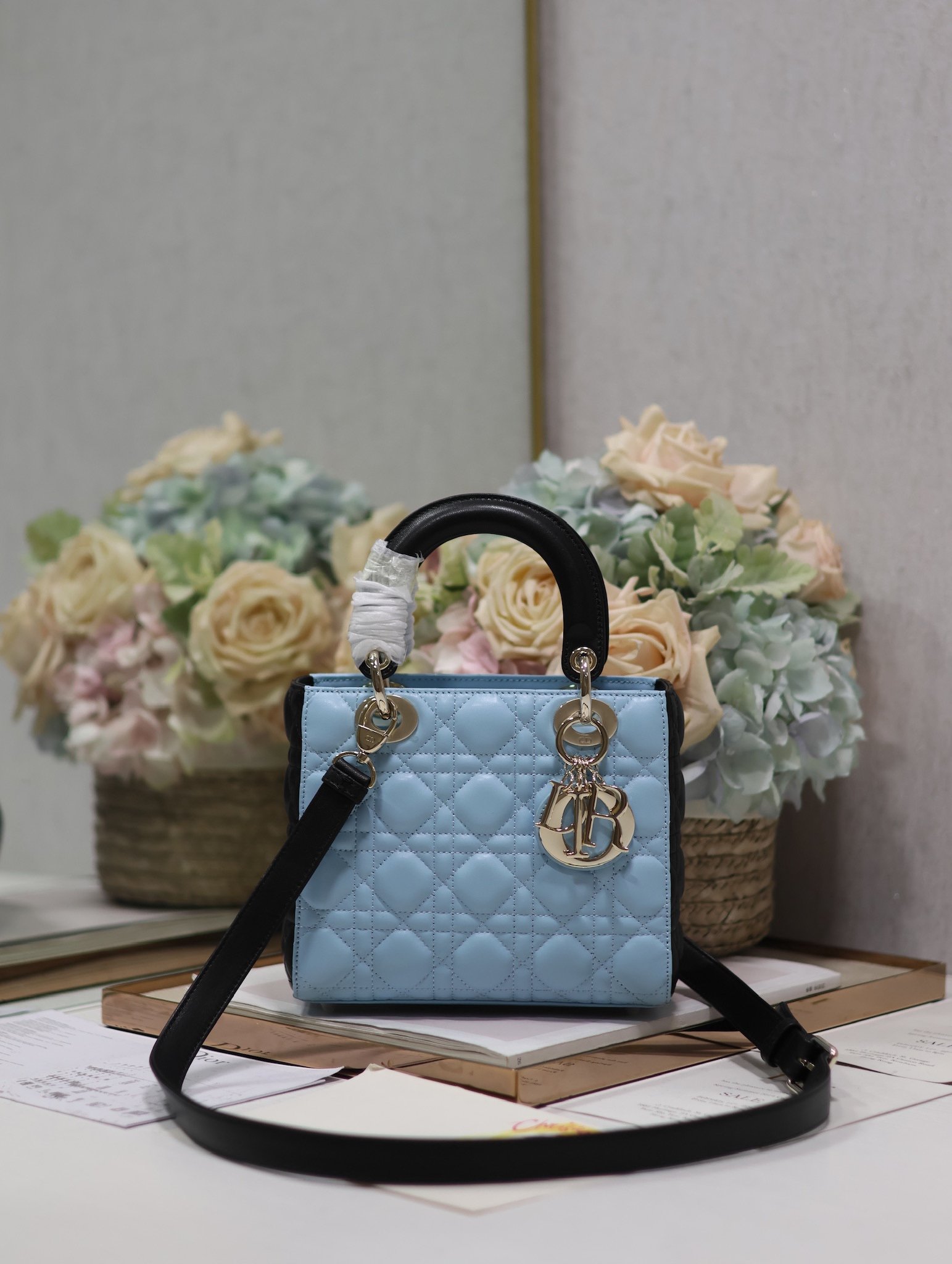 Bolso mediano Lady D-Lite Dior