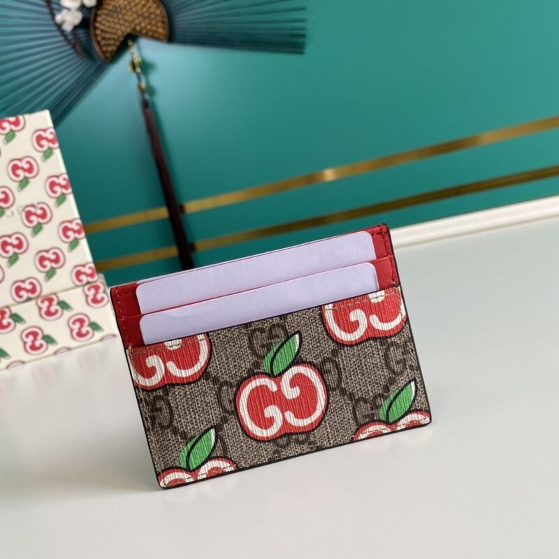 Tarjetero GG San Valentin Chino GUCCI - KJ PLUS