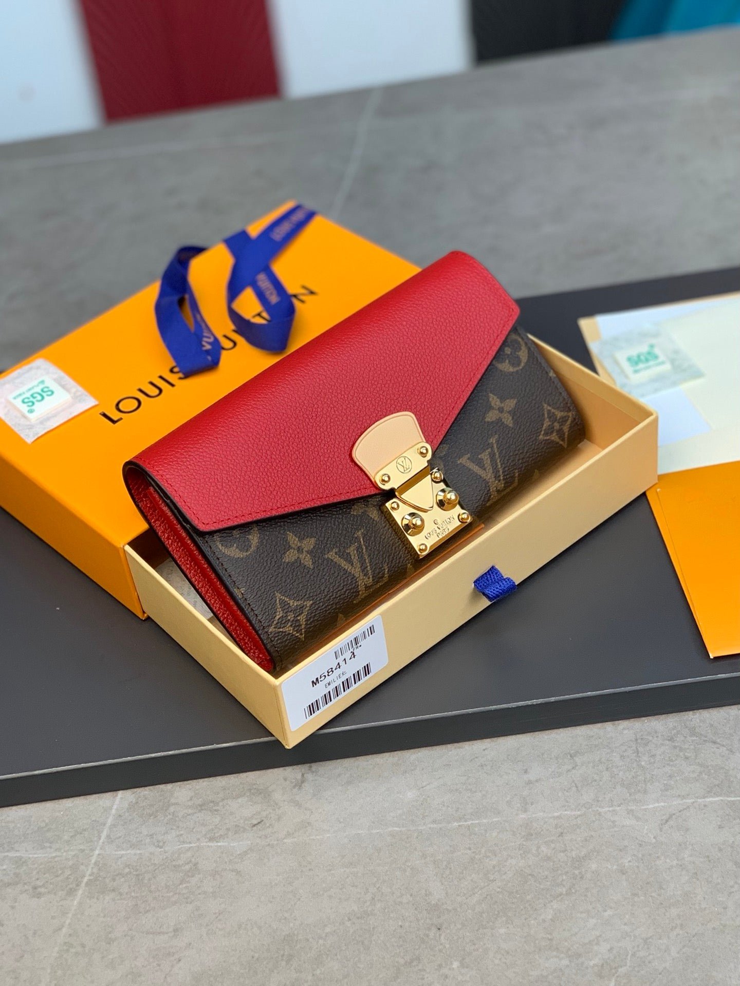 Cartera Pallas LOUIS VUITTON