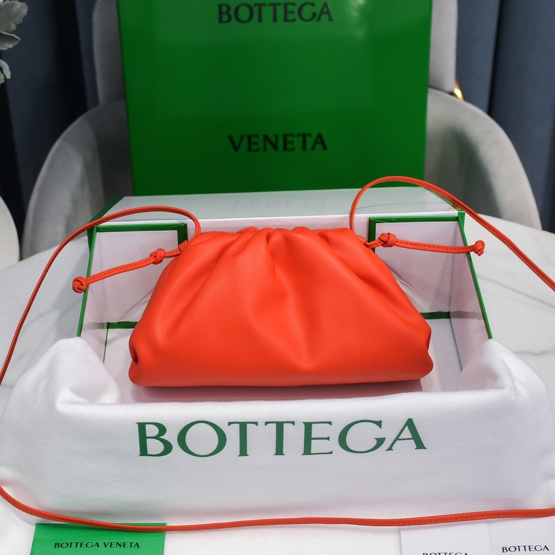 MINI POUCH BOTTEGA VENETA