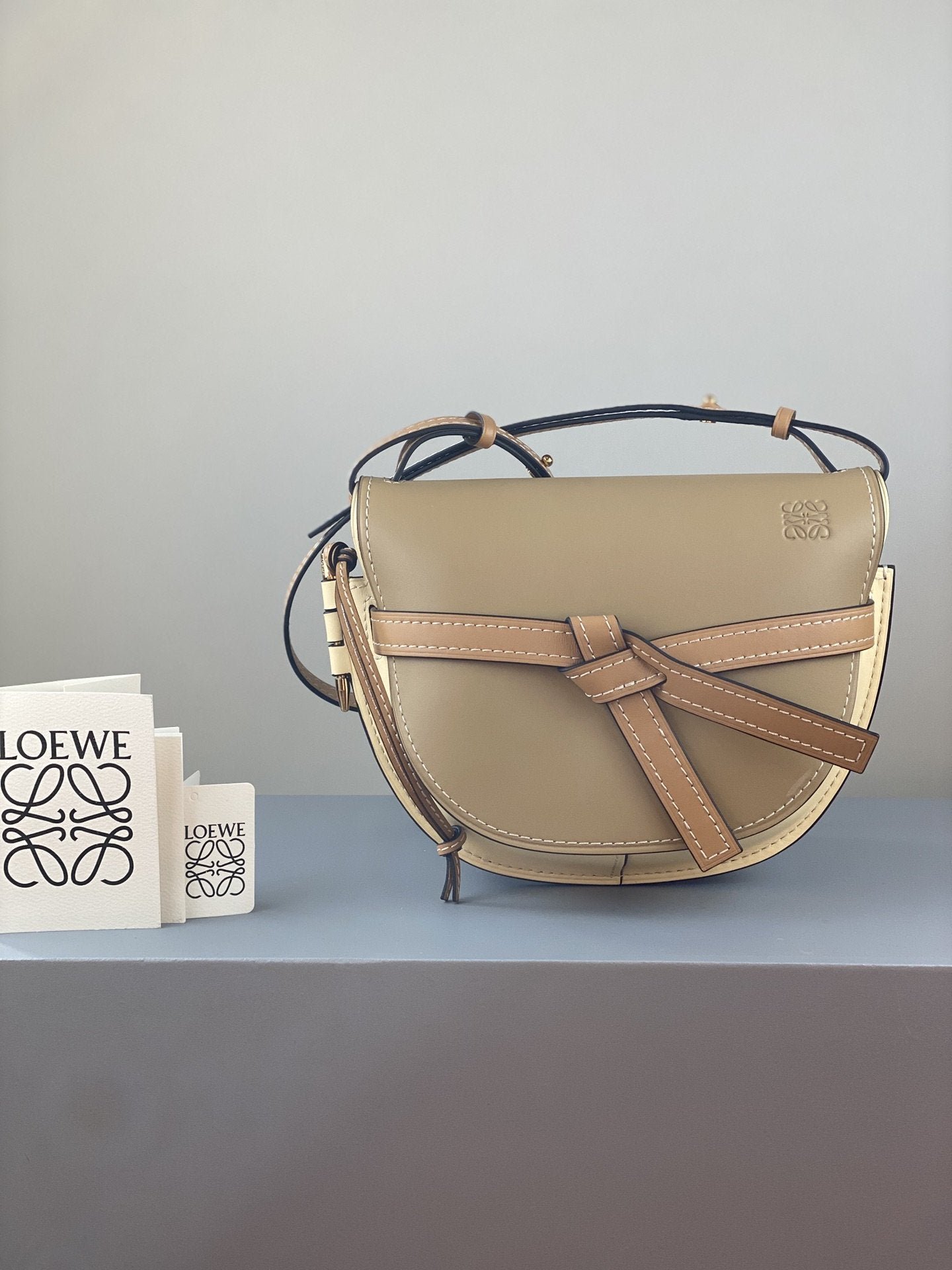 Bolso Pequeño Gate LOEWE