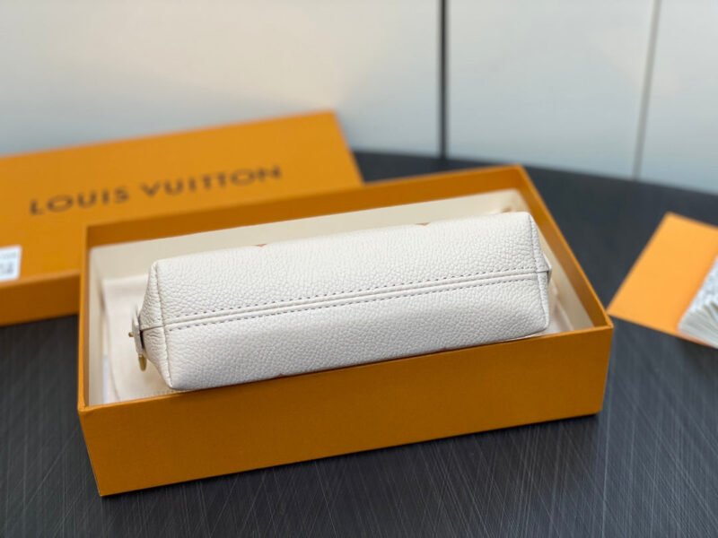 Neceser PM Louis Vuitton - Imagen 5