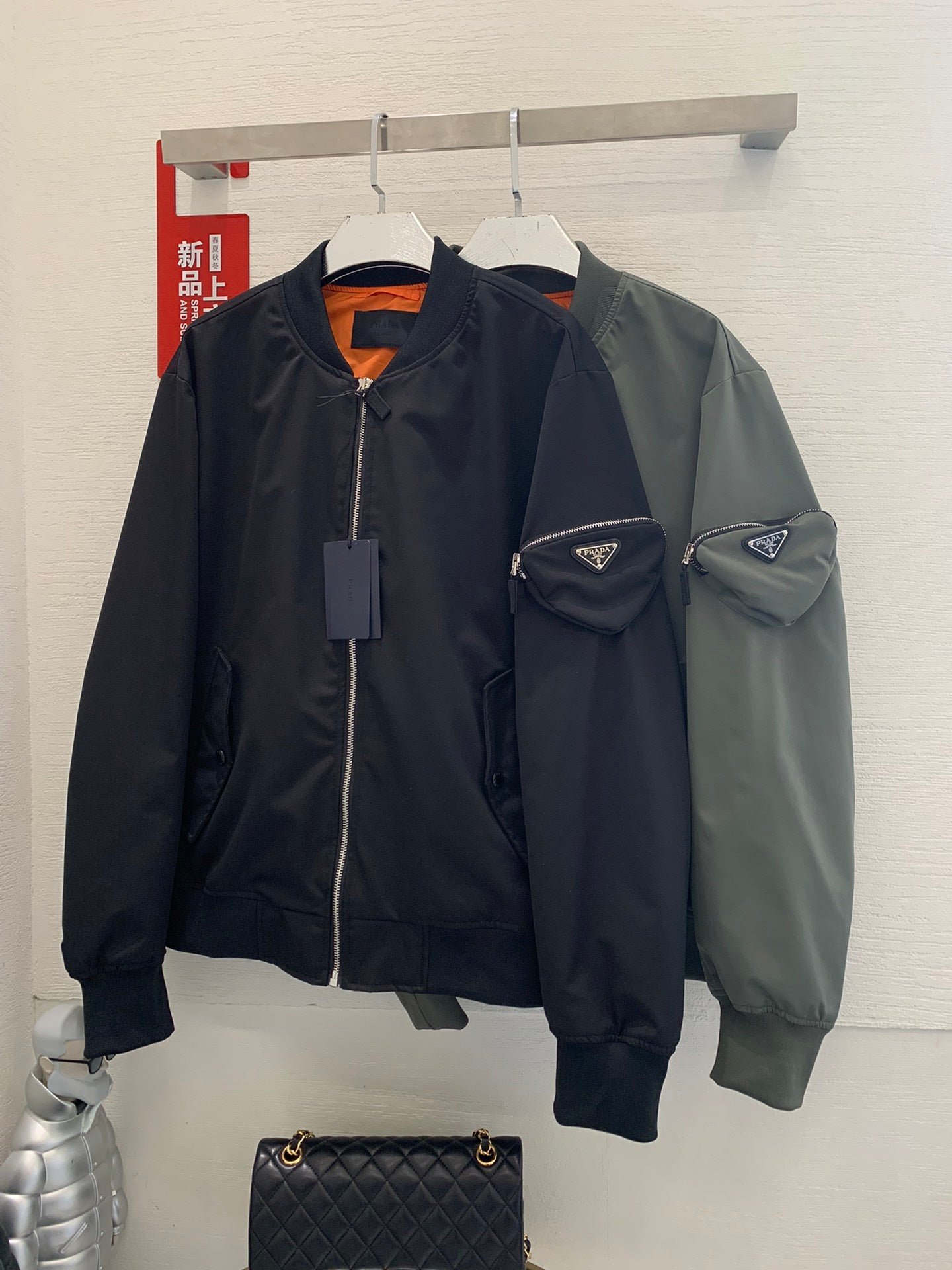 Chaqueta bomber de Re-Nylon PRADA