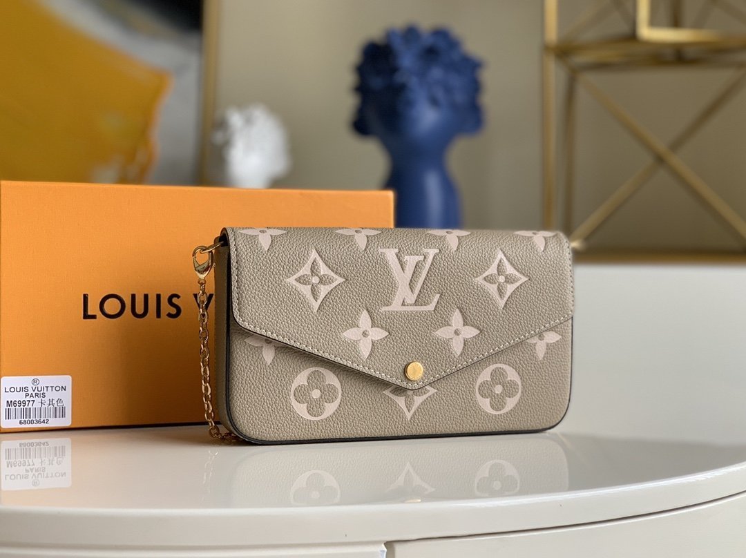 FÉLICIE POCHETTE Louis Vuitton - KJ PLUS