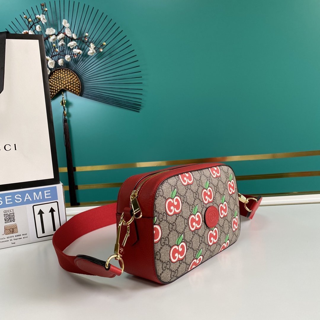 Bolso de hombro San Valentín chino GUCCI - KJ PLUS