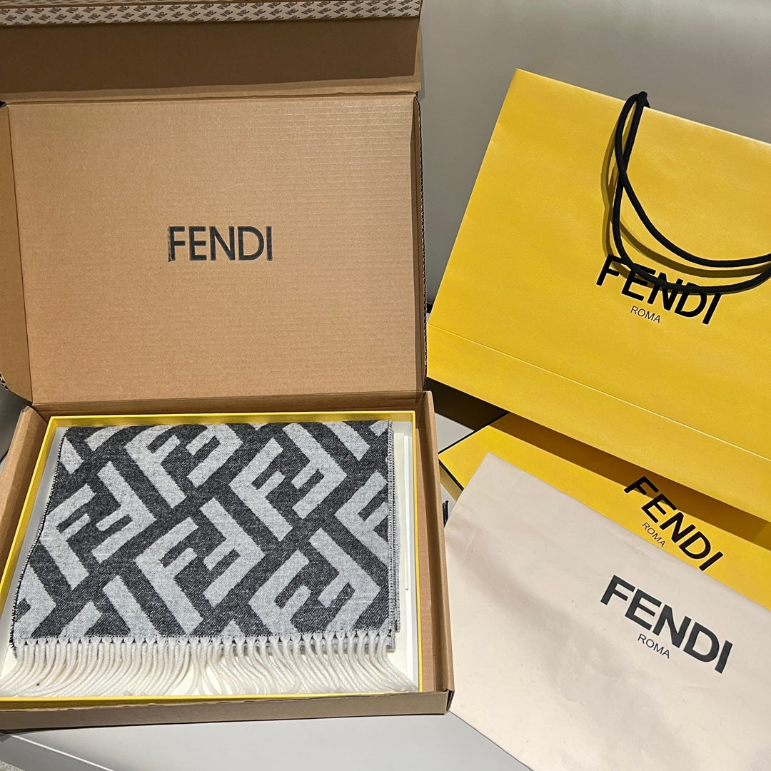 Bufanda de lana FENDI