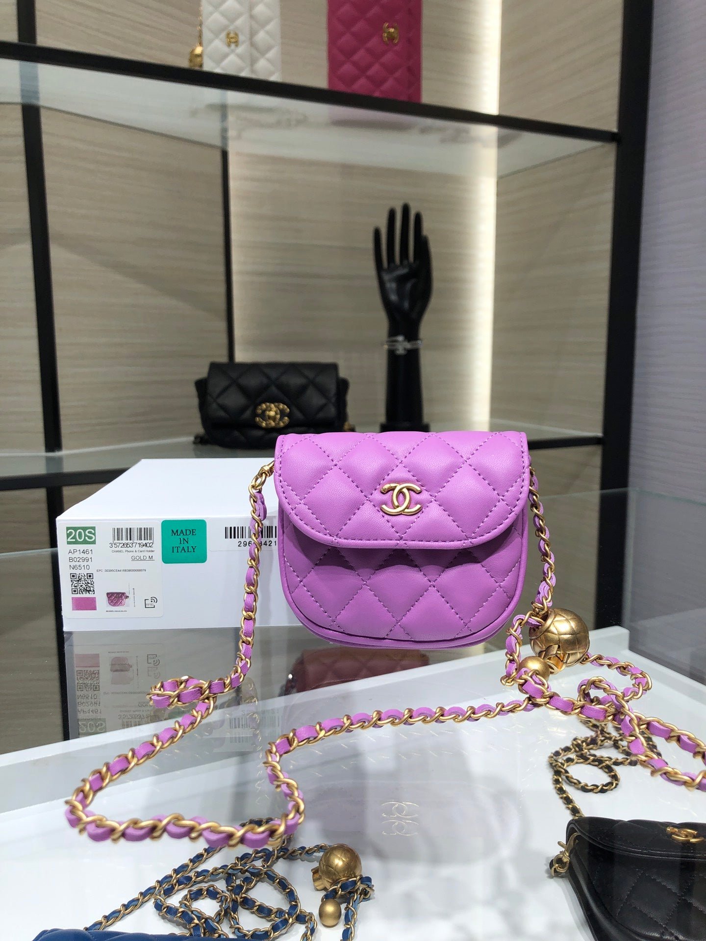 Cartera de mano con cadena Chanel