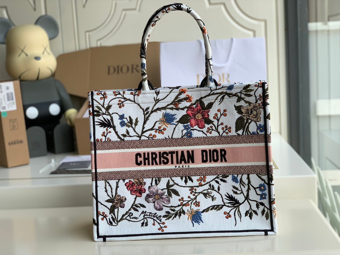 BOOK TOTE DIOR