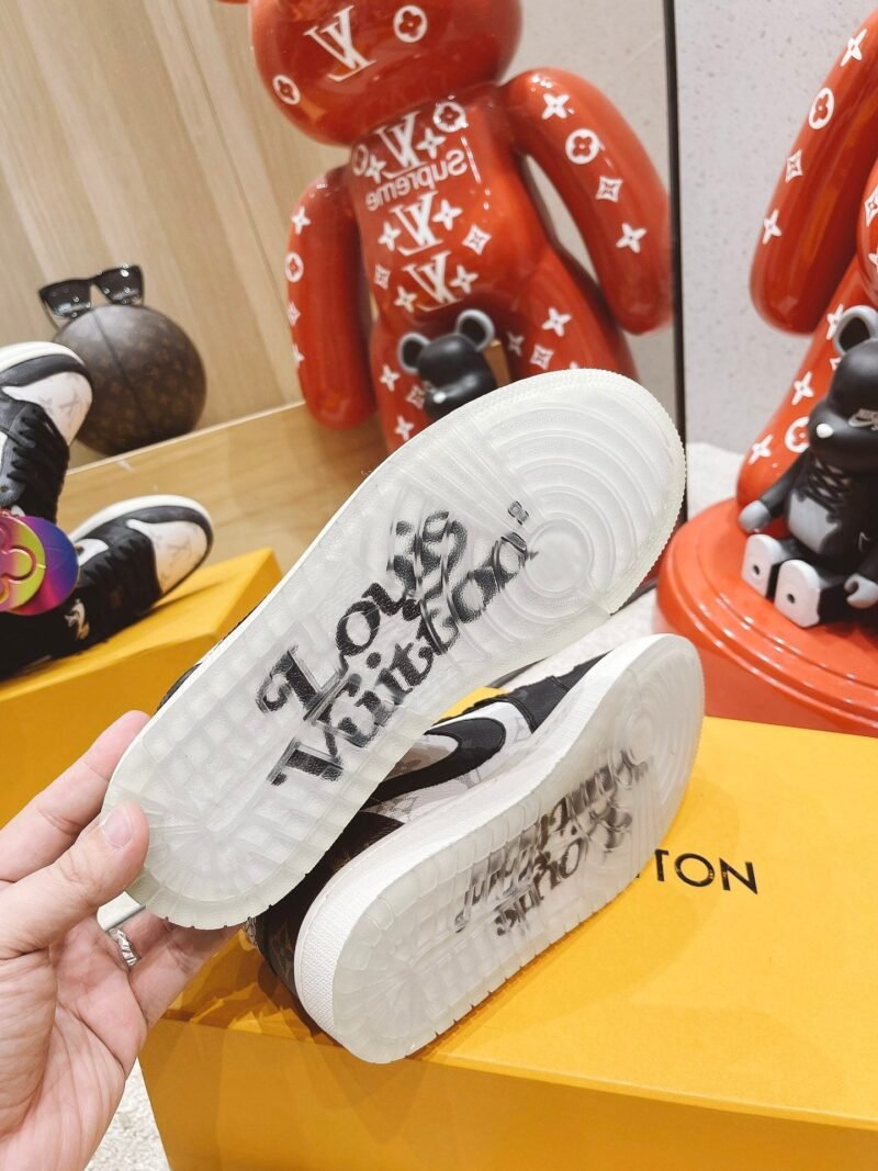 Louis Vuitton for Nike Dunk - Imagen 9