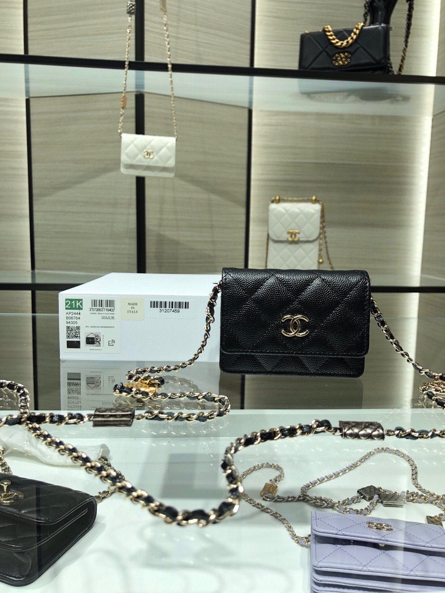 CARTERA CON CADENA CHANEL