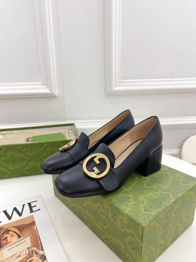 Zapato de salón Gucci Blondie de tacón medio - Imagen 2