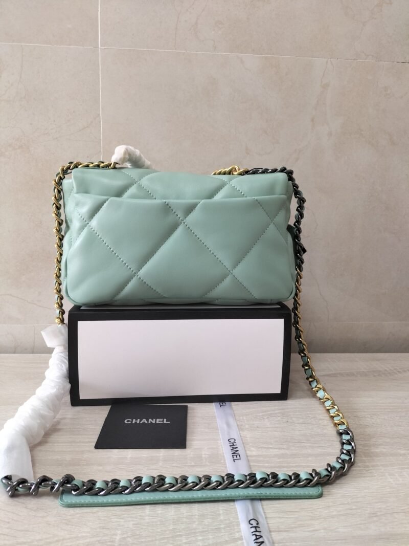 BOLSO CHANEL 19 - Imagen 5