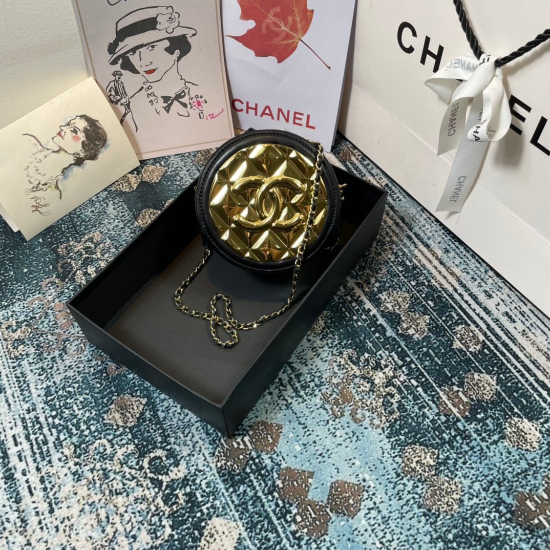 Bolso pequeño redondo CHANEL