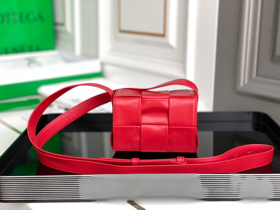 BOLSO MINI CASSETTE BOTTEGA VENETA