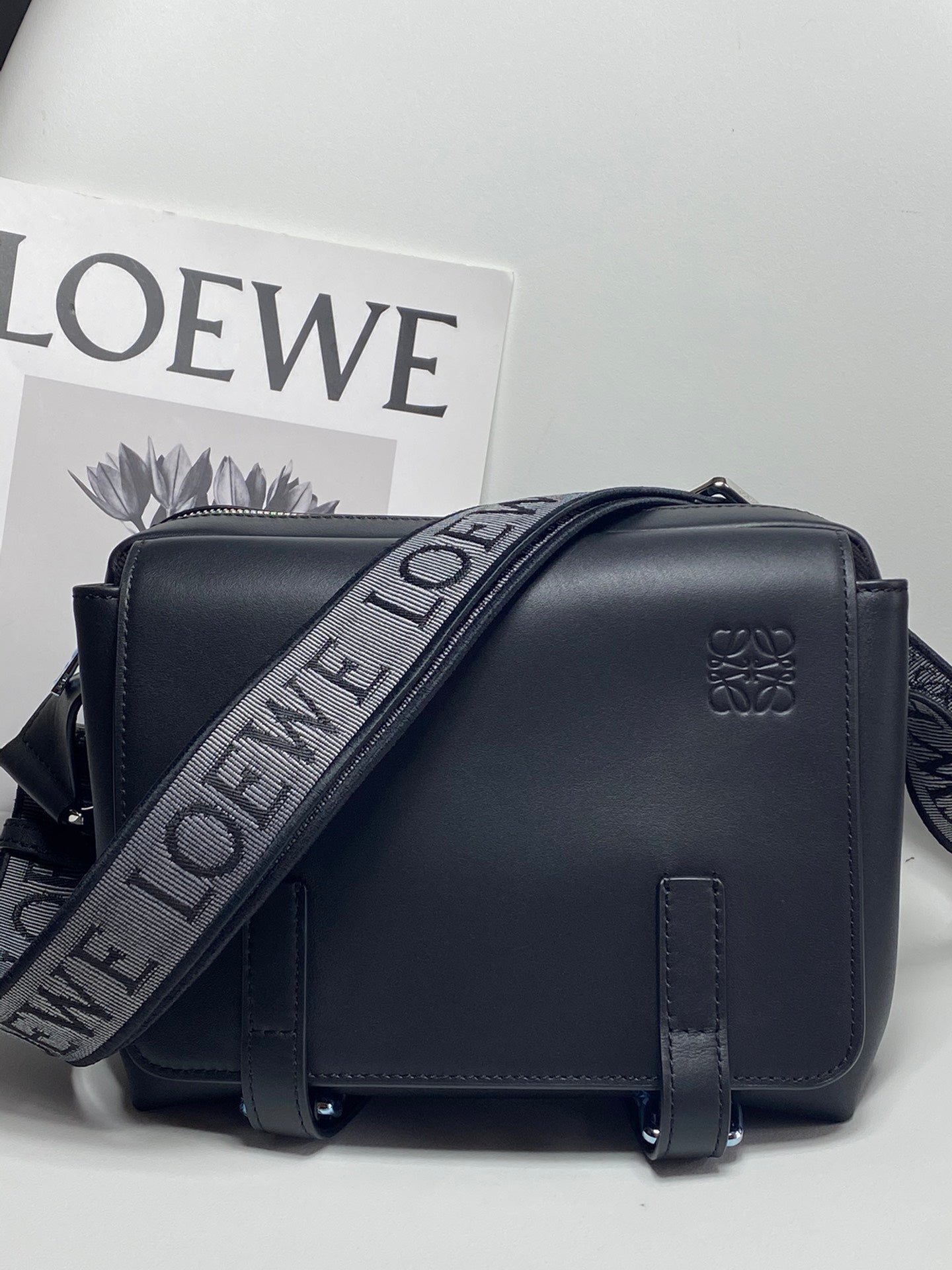 Bolso Military Messenger LOEWE
