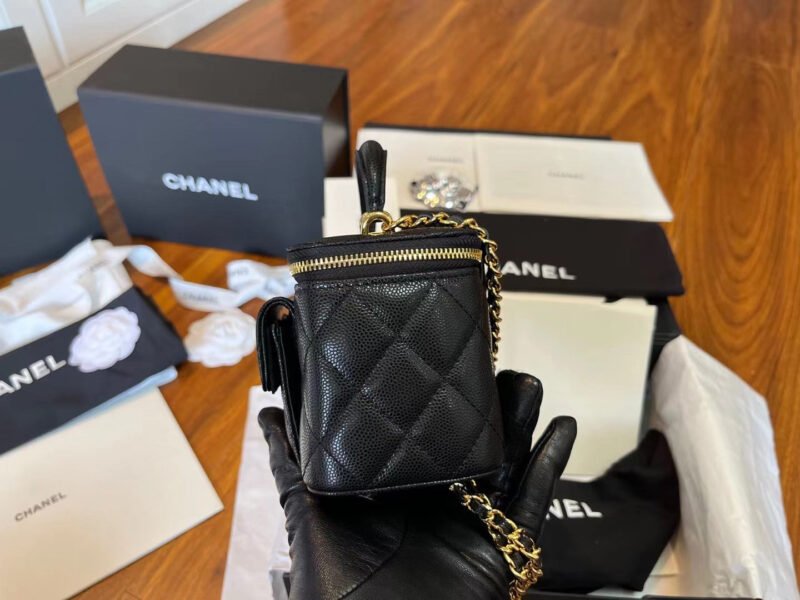 Vanity case con cadena Chanel - Imagen 3