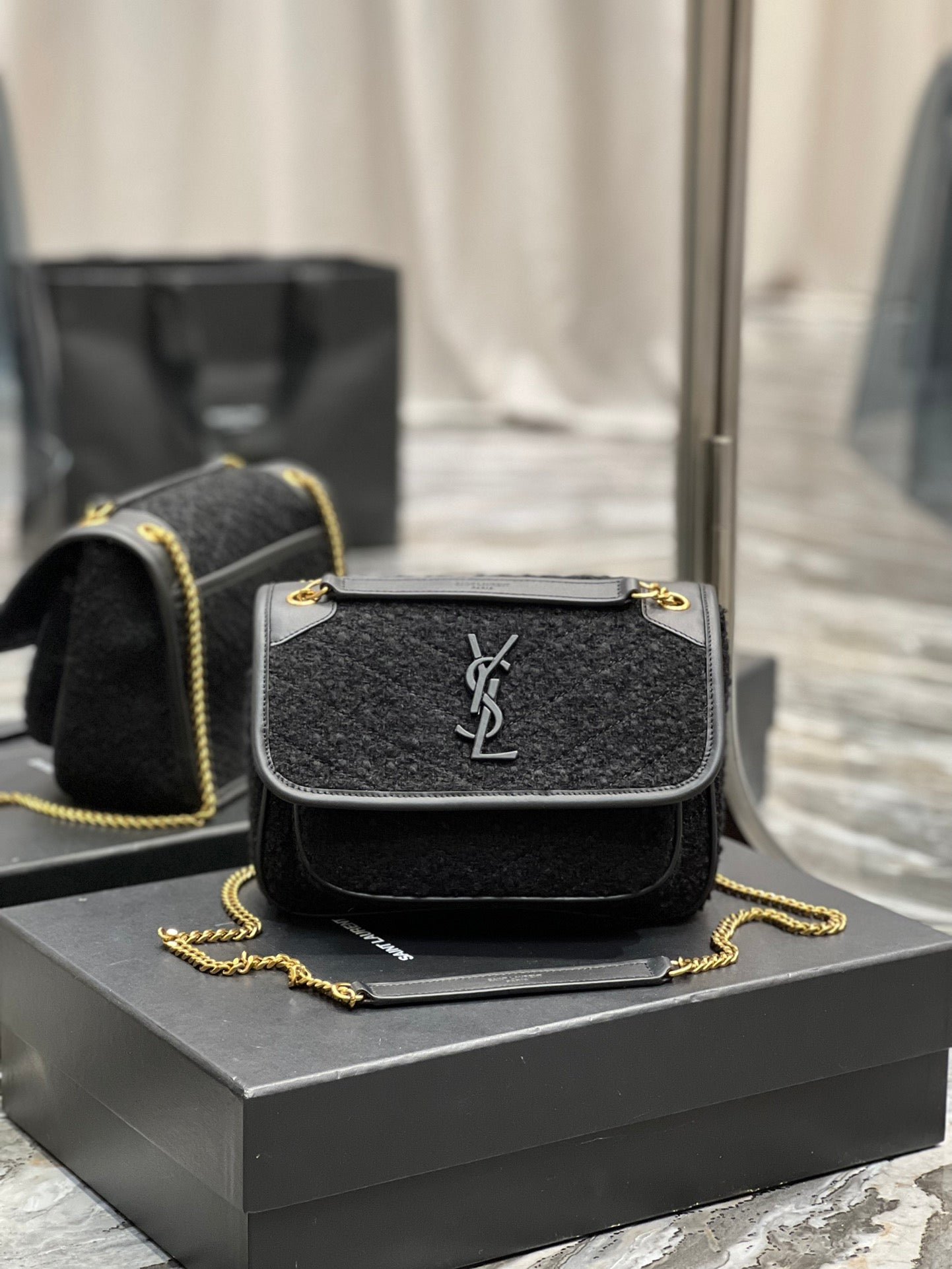 Bolso mini con cadena Niki YSL