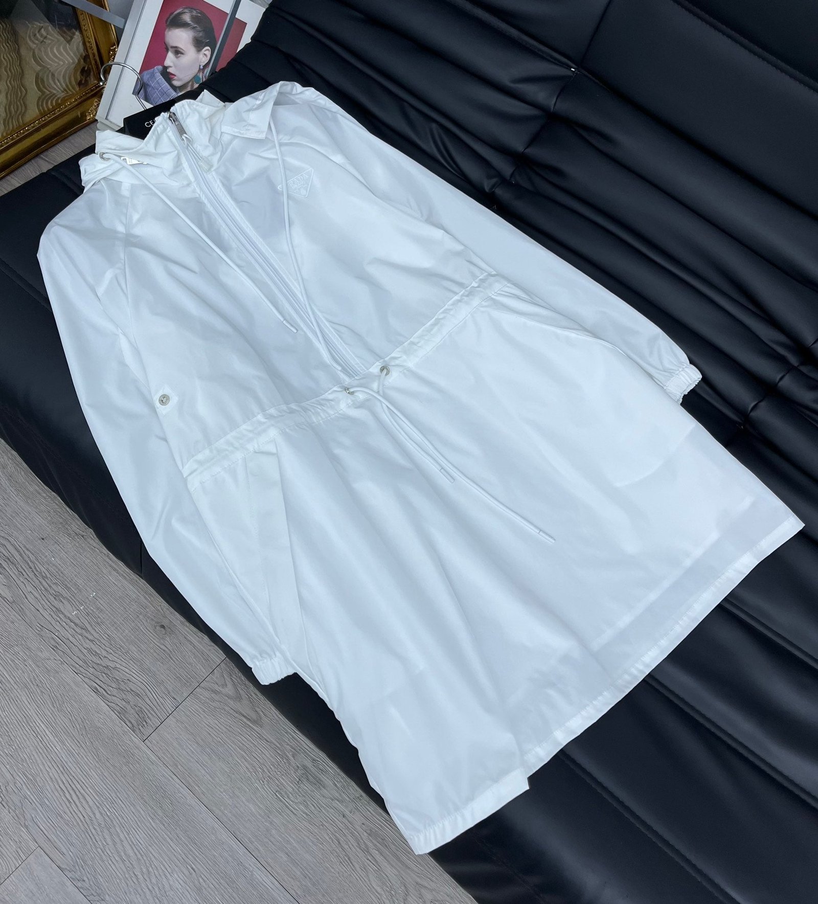 Impermeable con capucha PRADA