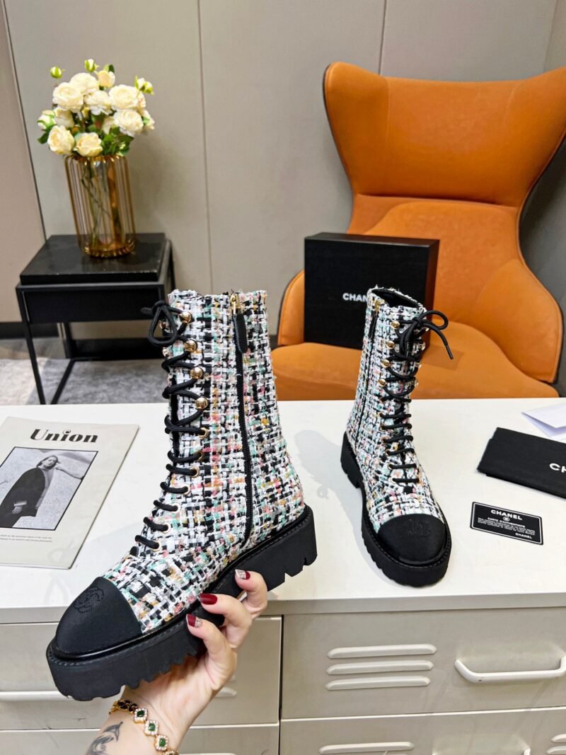 Botines de cordón Chanel - Imagen 2