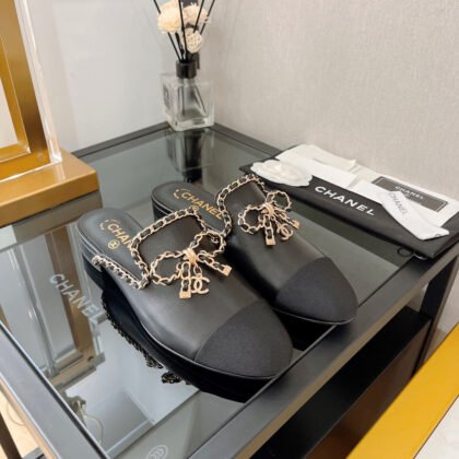 Slippers chanel
