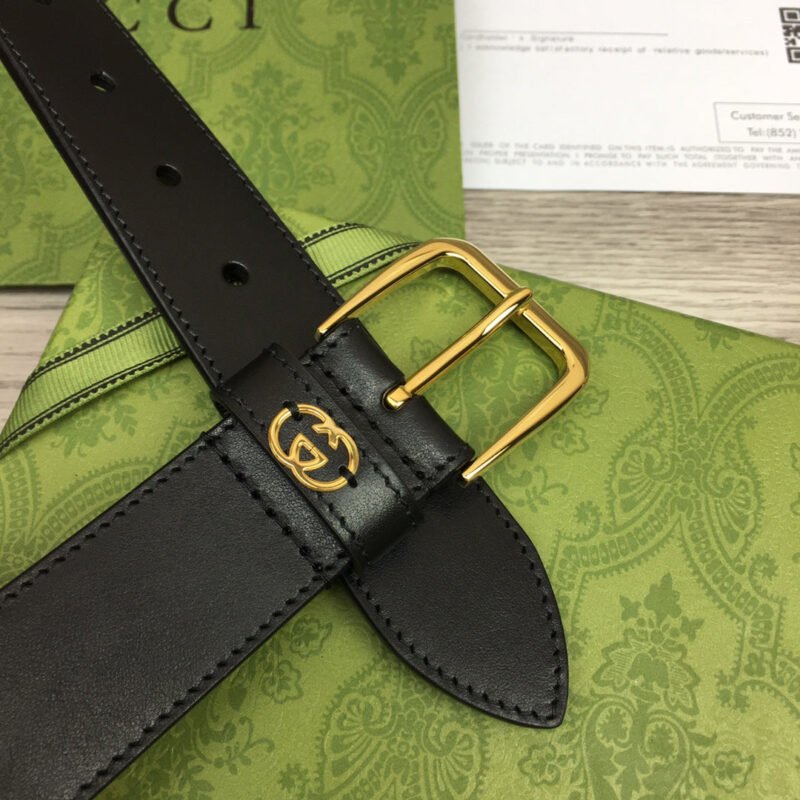 Cinturón con hebilla cuadrada y GG Gucci - Imagen 11