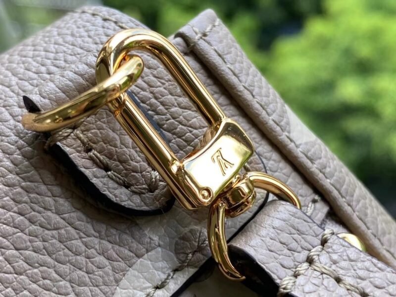 TINY BACKPACK Louis Vuitton - Imagen 7