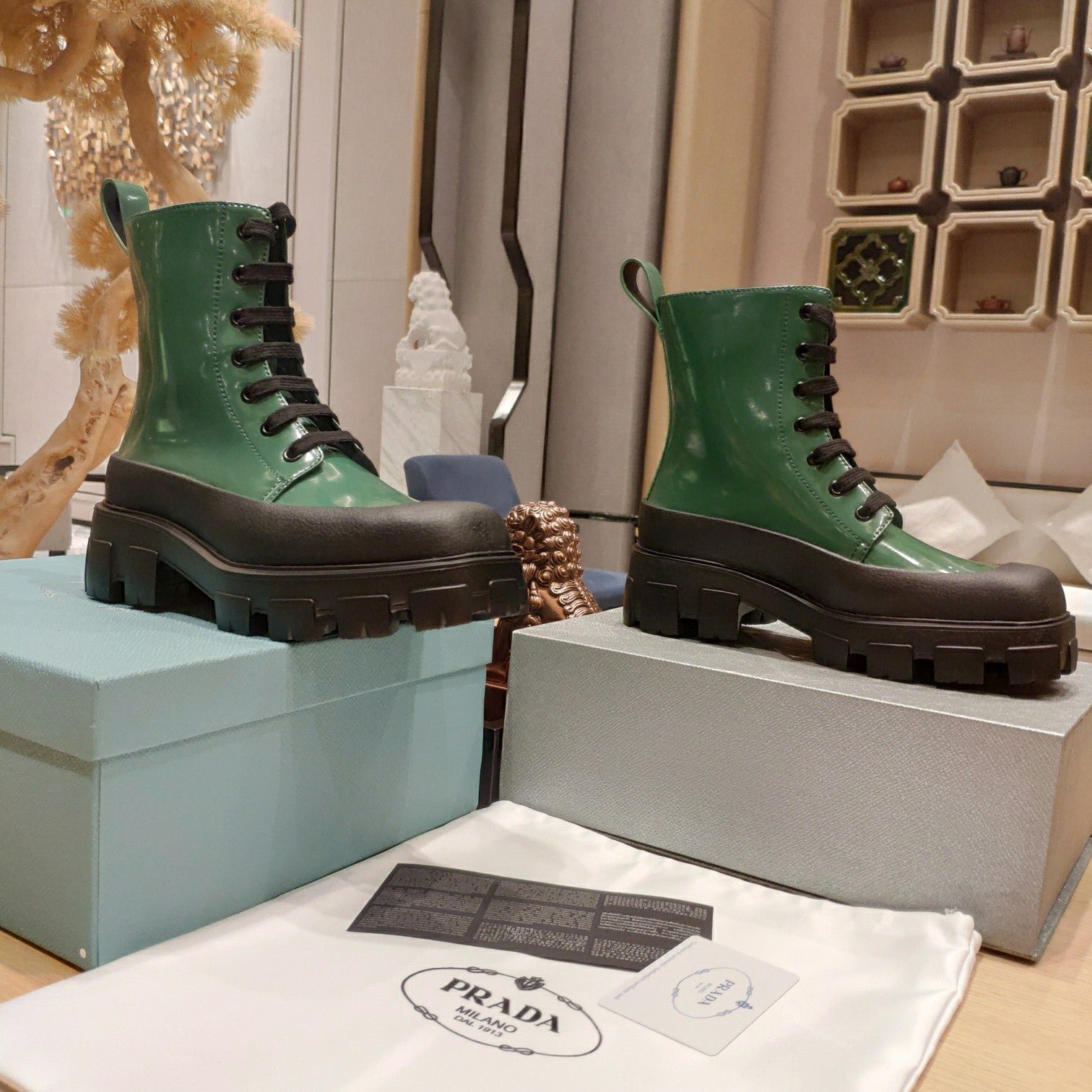 Botines de piel cepillada Prada
