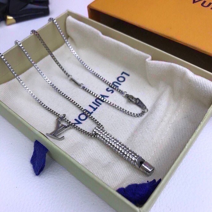 Collar Whistle LV Louis Vuitton