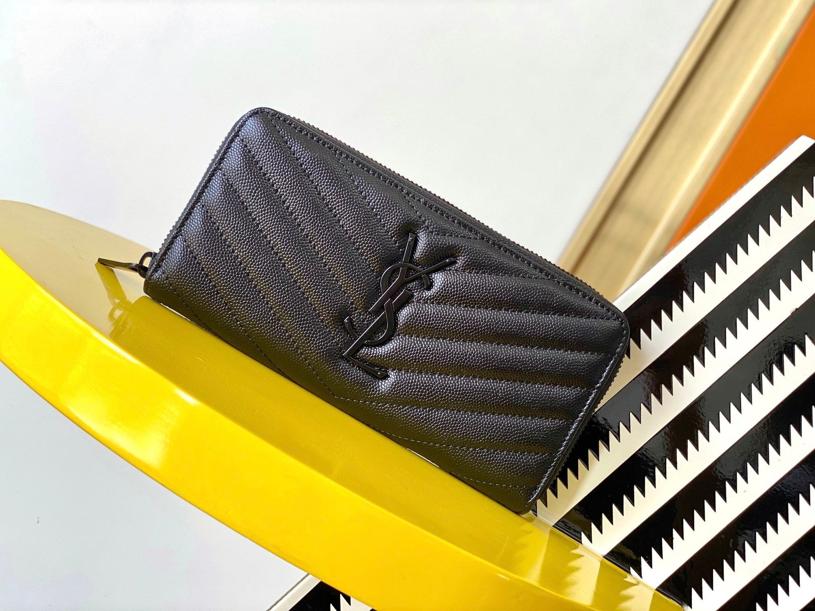 Cartera Cassandre Metelassé YSL