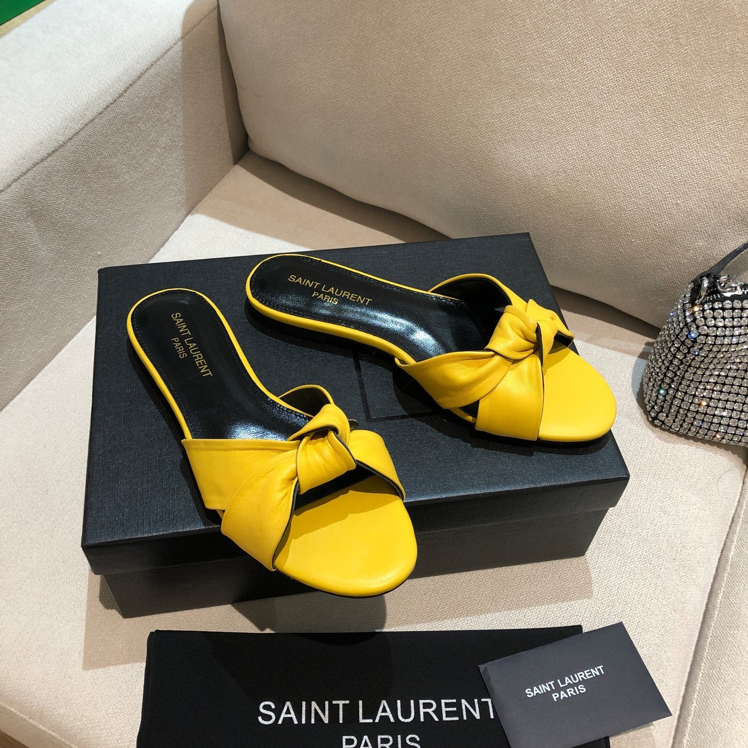 Sandalia Bianca YSL