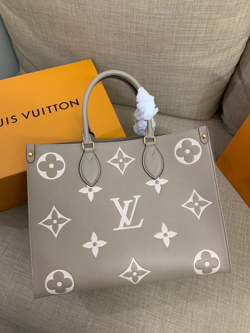 BOLSO ONTHEGO MM Louis Vuitton