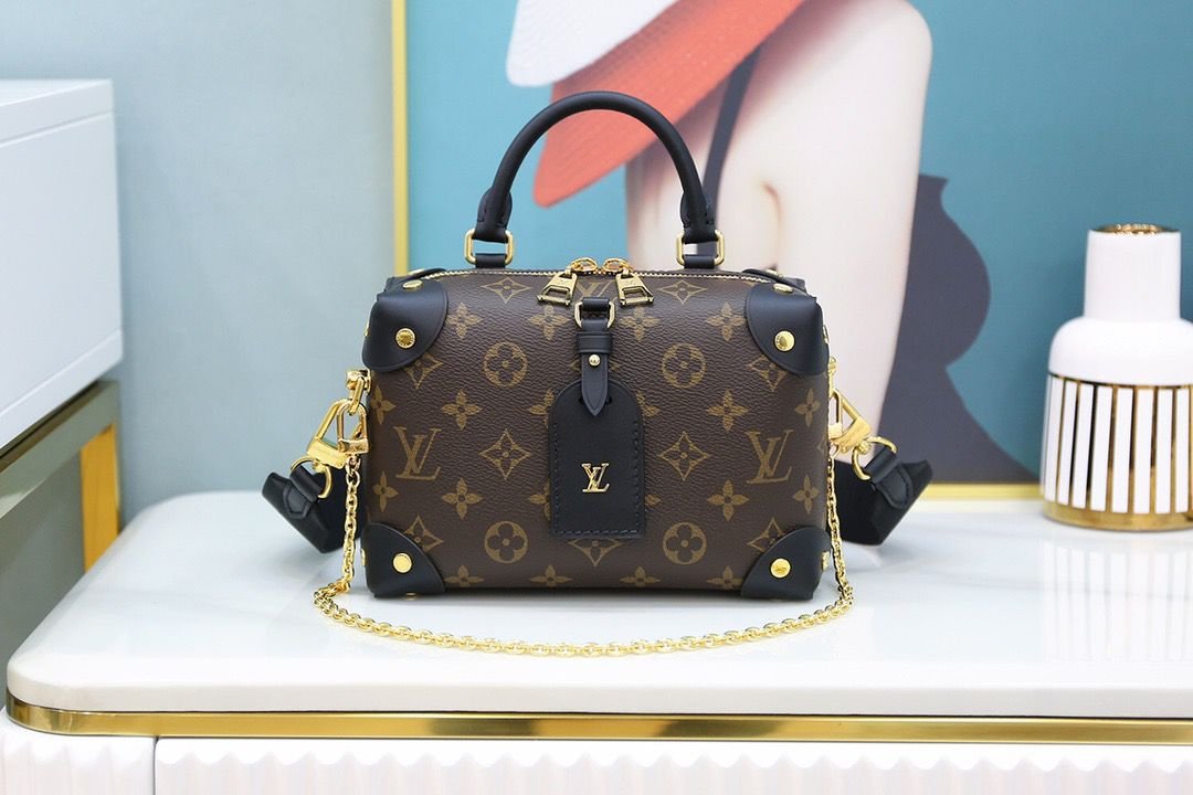 BOLSO PETITE MALLE SOUPLE Louis Vuitton
