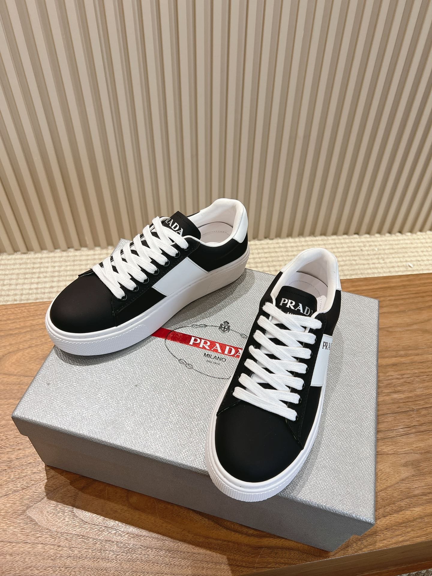Zapatillas Downtown Prada