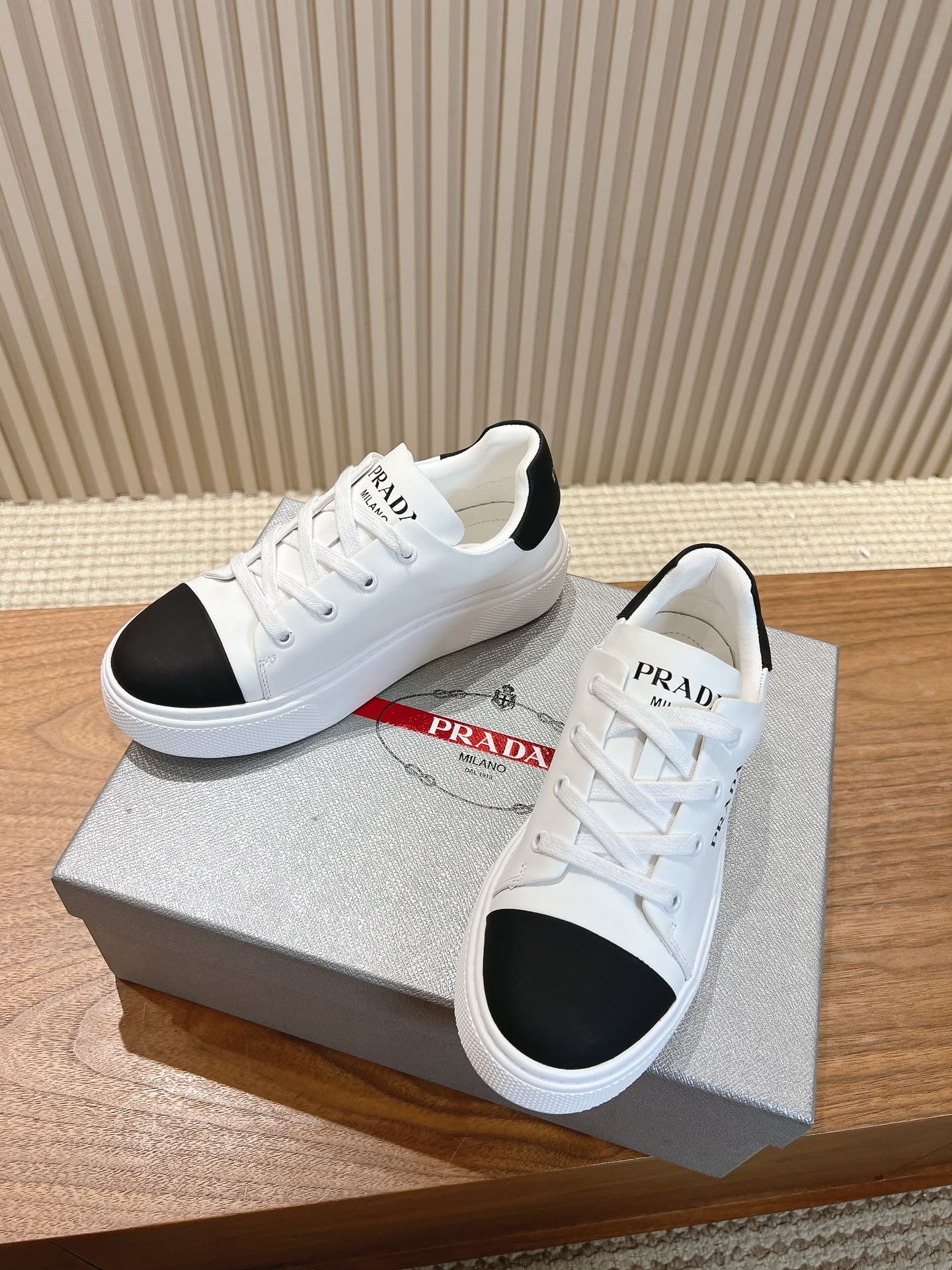 Zapatillas Downtown Prada