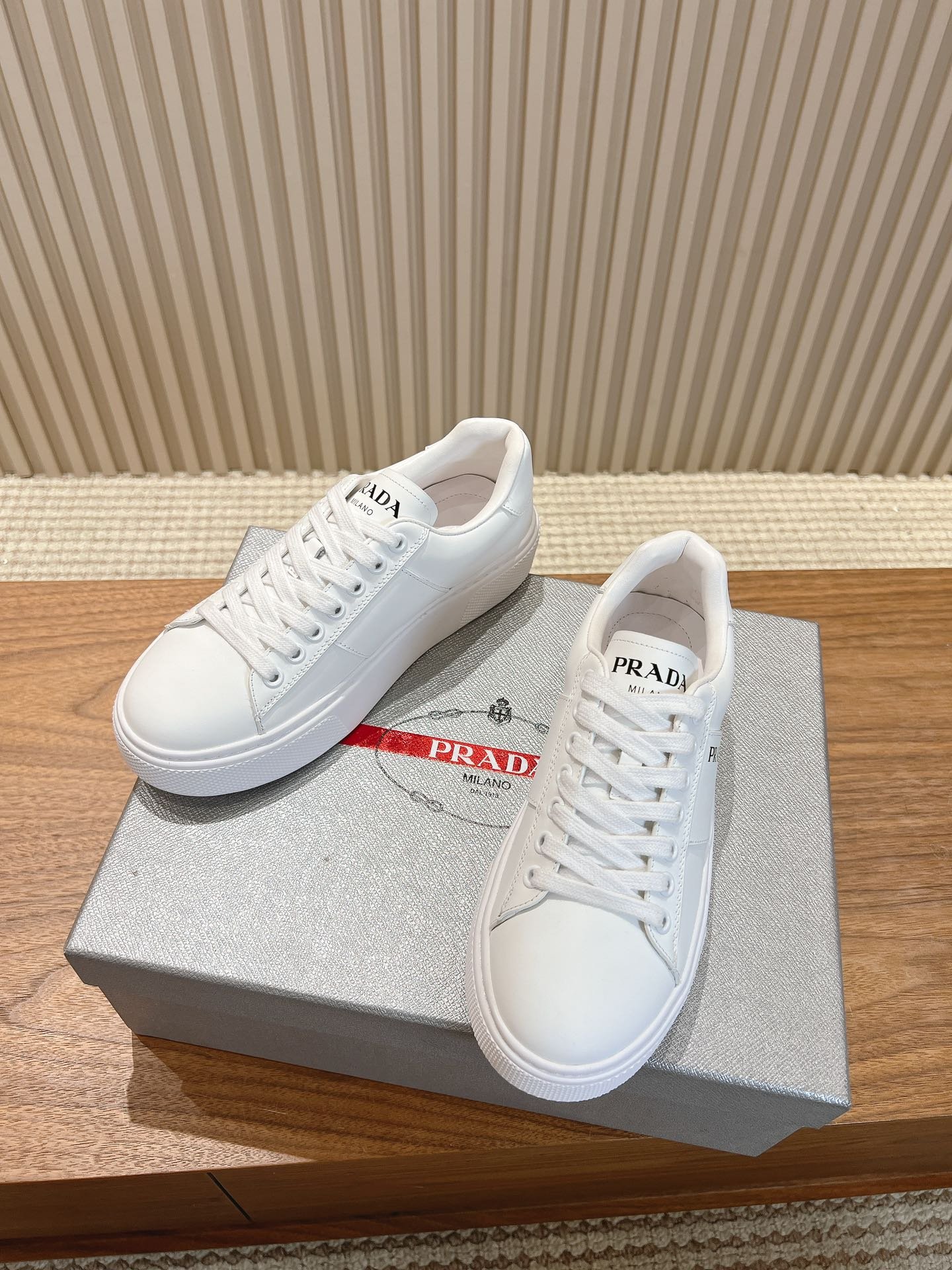 Zapatillas Downtown Prada