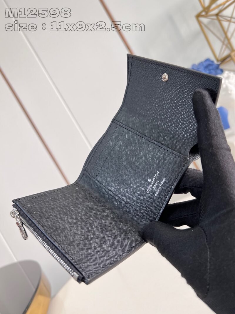 Cartera Victor Louis Vuitton - Imagen 4